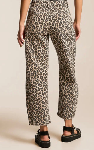 Leopard Barrel jean