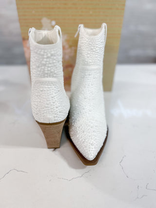 Very G Kady Pearl Bootie - White